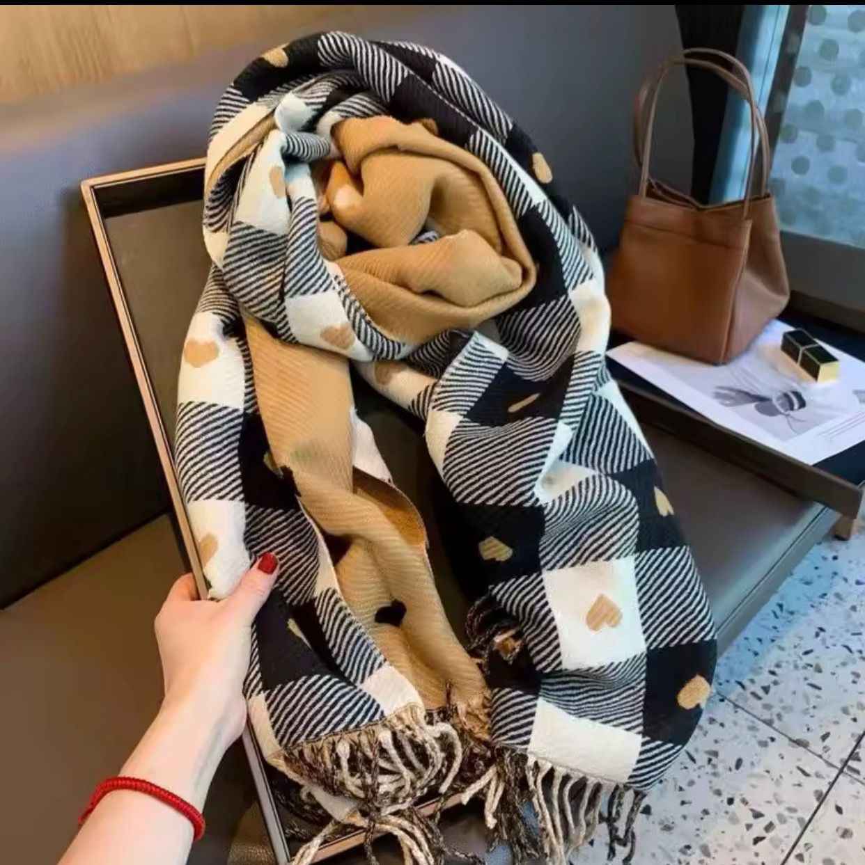 Women’s Wool Cashmere Scarf – Black & Beige Checkered Heart Pattern Winter Scarf