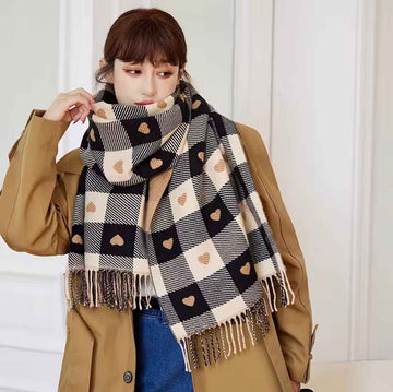 Women’s Wool Cashmere Scarf – Black & Beige Checkered Heart Pattern Winter Scarf