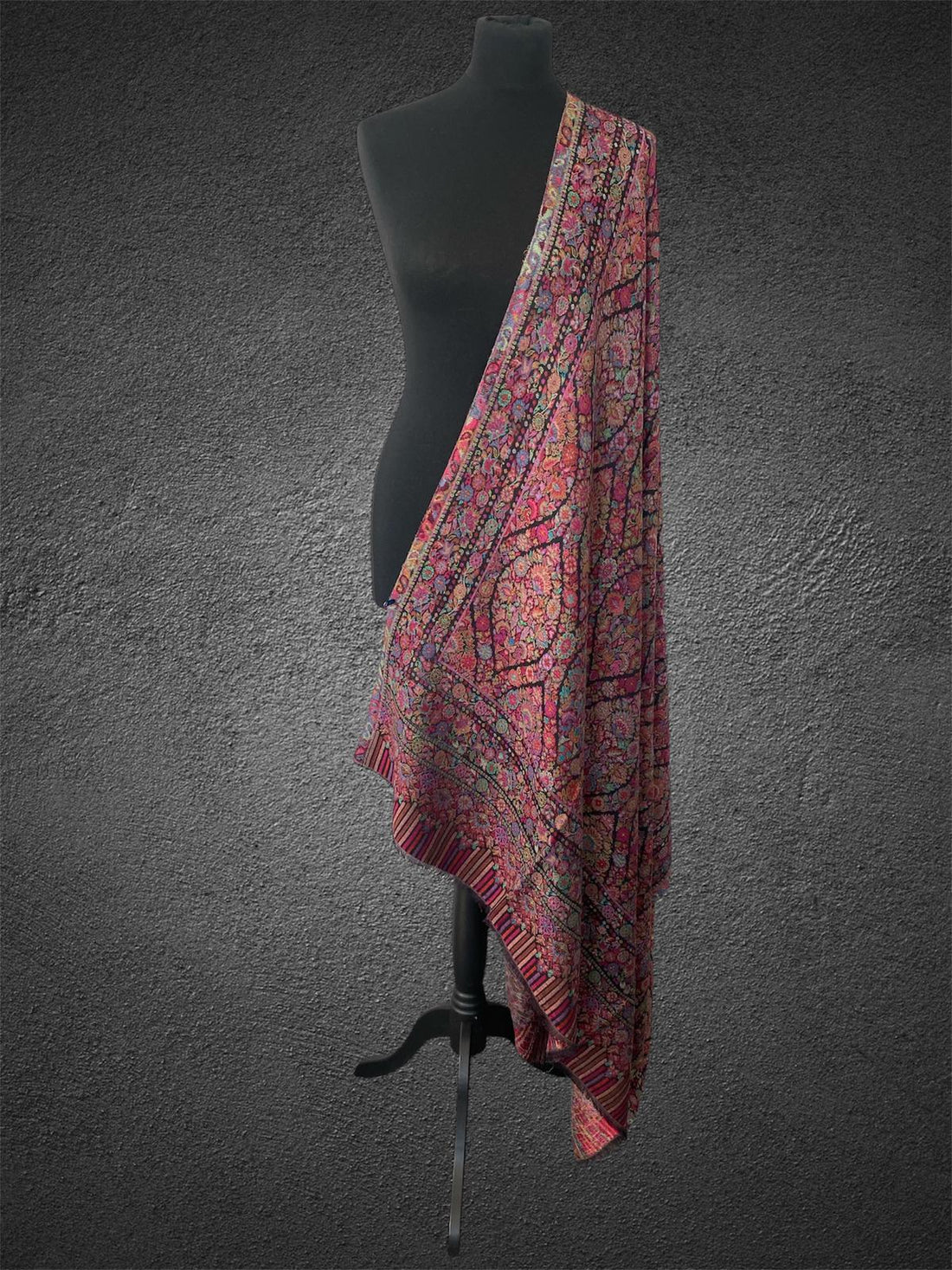 Luxury Midnight Garden Kani Handloom Shawl | All-Over Floral Jamawar - LoomFable