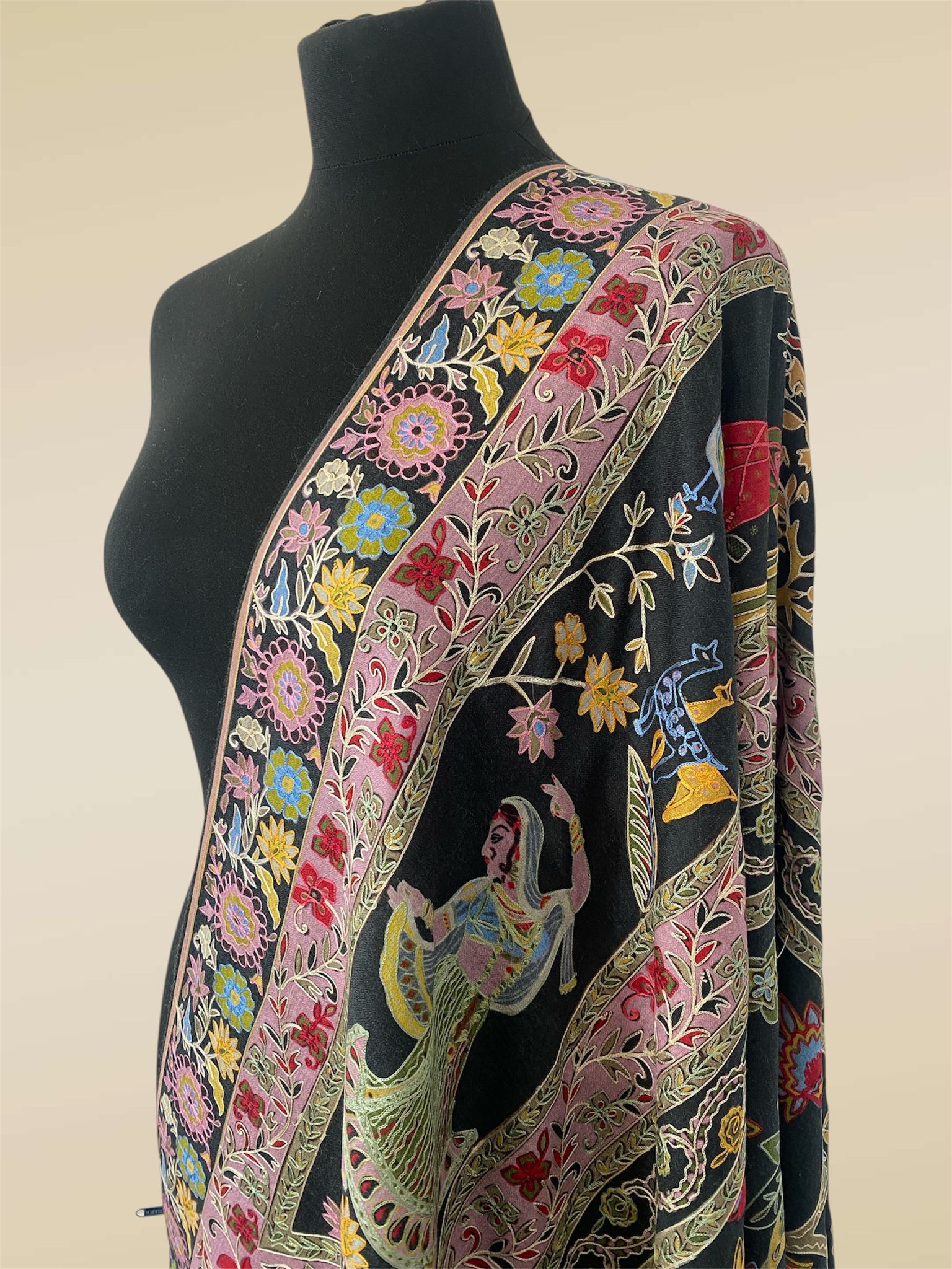 Luxury Kalamkari Toosh Pashmina | Hand-Painted & Silk Thread Outlined Embriodery Shawl - LoomFable