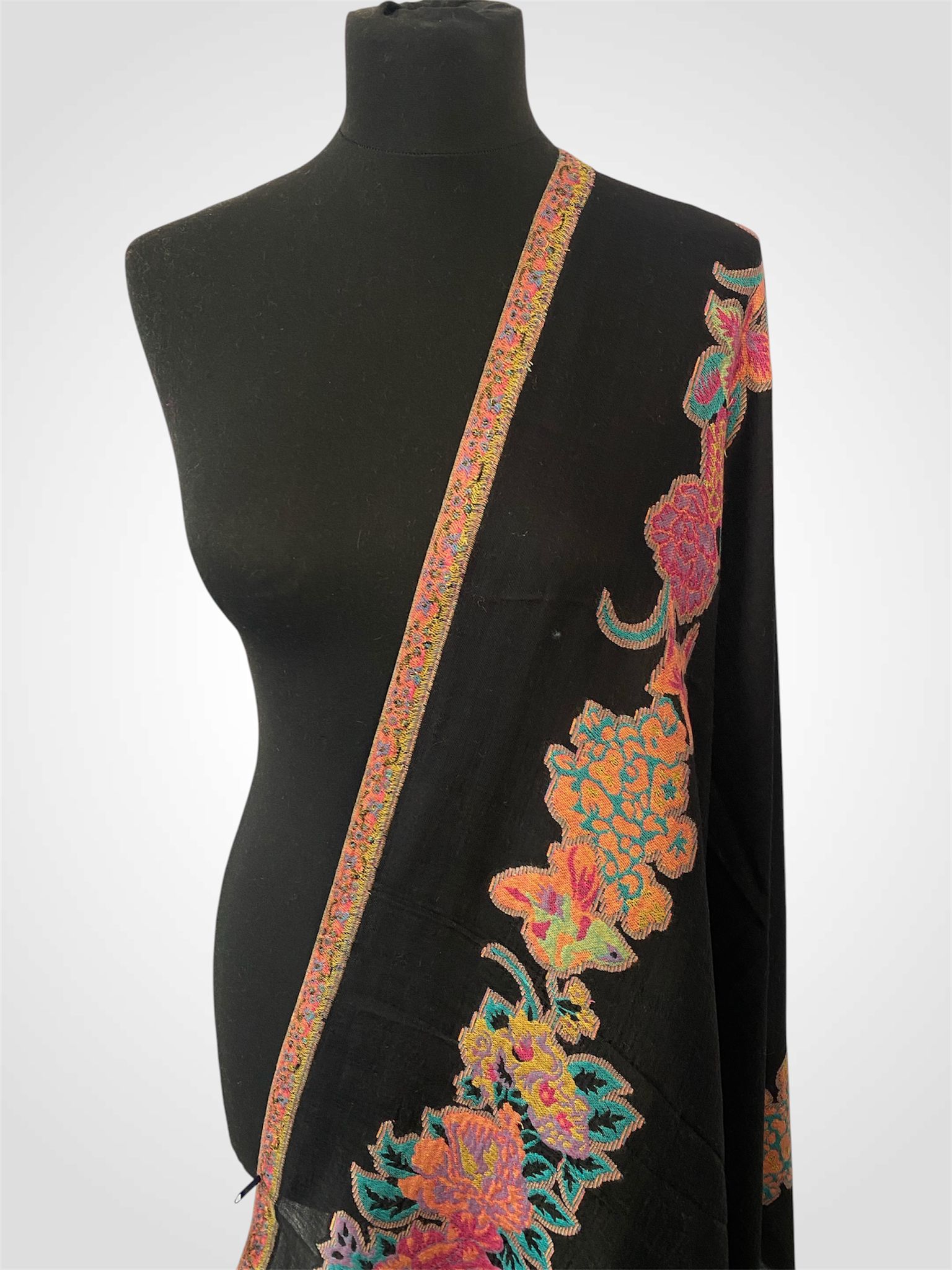 Black and Multi Tonal Florals Kani Pashmina Stole – 4-Side Border Handloom Wrap - LoomFable