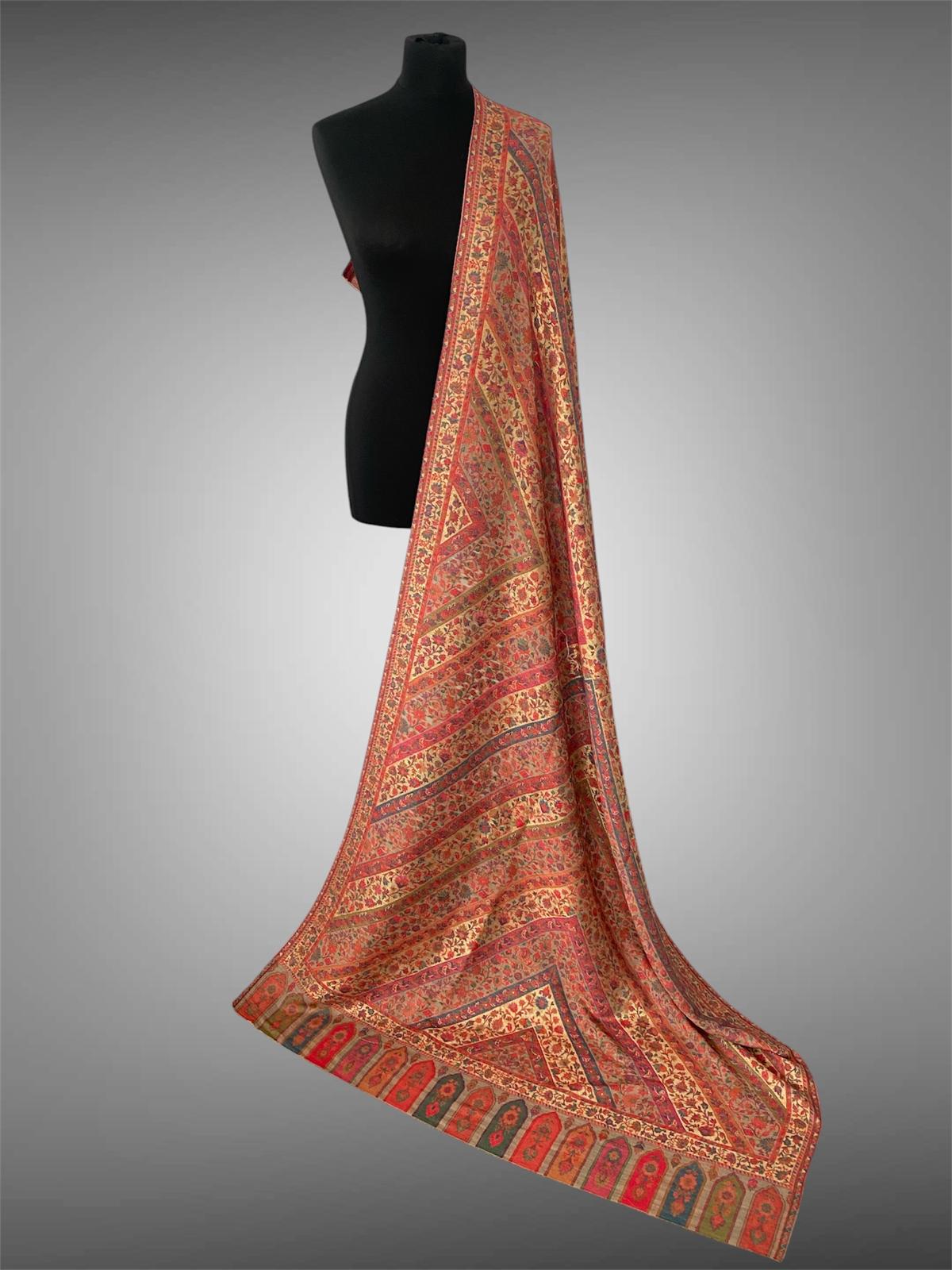 Luxury Triangle Kani Handloom "V-Jaal" Toosh Pashmina Shawl - LoomFable