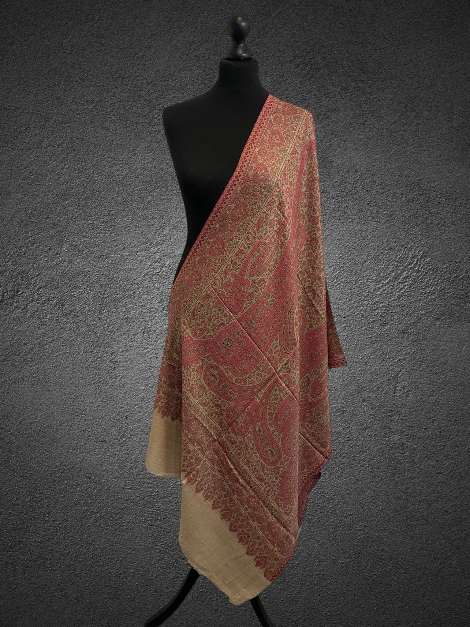 Luxury Natural Pink Paisley Kani Stole | Hand-Woven Toosh Pashmina - LoomFable
