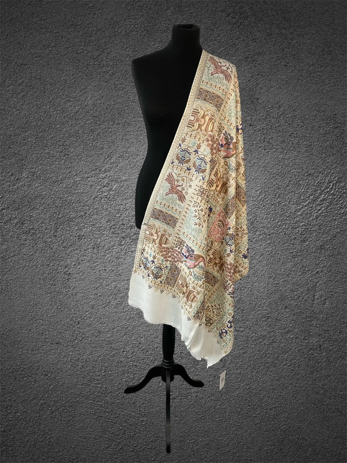 Luxury Ivory Heritage Pashmina Stole | Silk Embroidered Elephant & Bird Motif Wrap - LoomFable