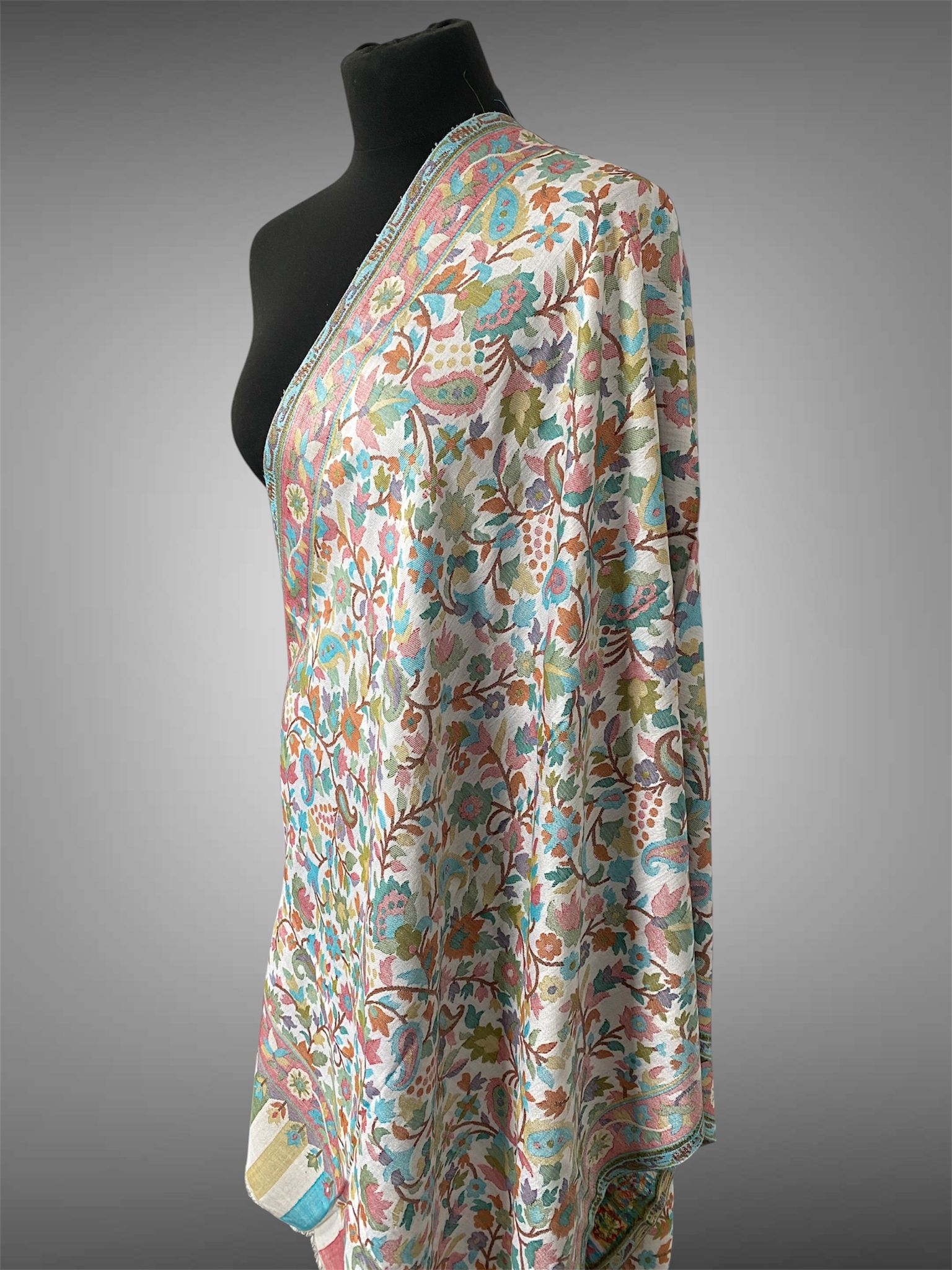 Kani white Handloom Stole – Vibrant Floral Jaal Pashmina Wrap - LoomFable